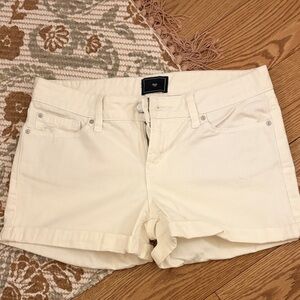 Gap Women's White Denim Shorts Size 28/6 Regular